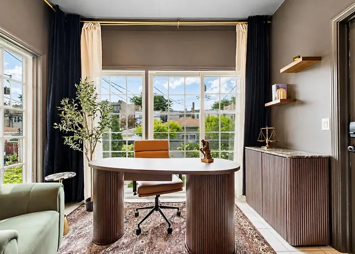 The Velvet Manor Luxe 3br Jacuzzi Garage Chicago